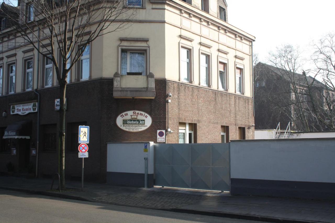 Hotel Am Kamin Duisburg Exterior foto
